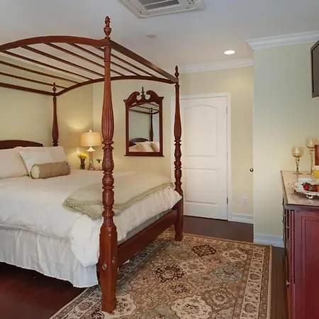 Seaglass Inn Bed And Breakfast Melbourne Beach Room photo