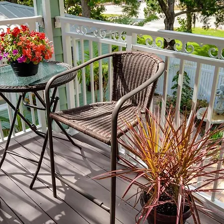 Seaglass Inn Bed And Breakfast Melbourne Beach Room photo