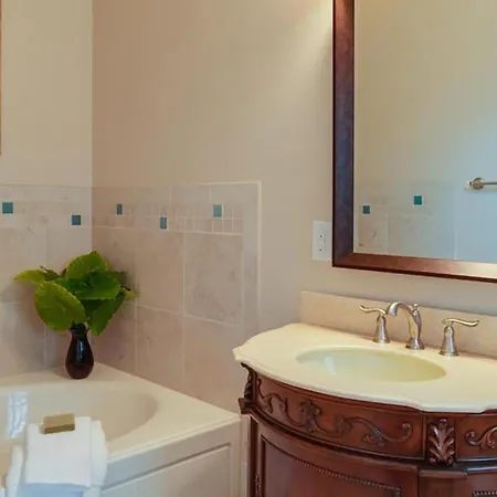 Seaglass Inn Bed And Breakfast Melbourne Beach Room photo