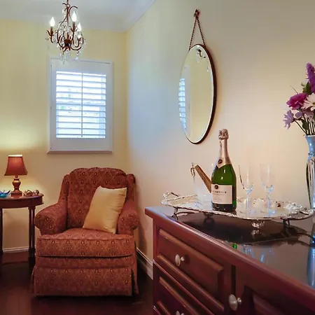 Seaglass Inn Bed And Breakfast Melbourne Beach Room photo
