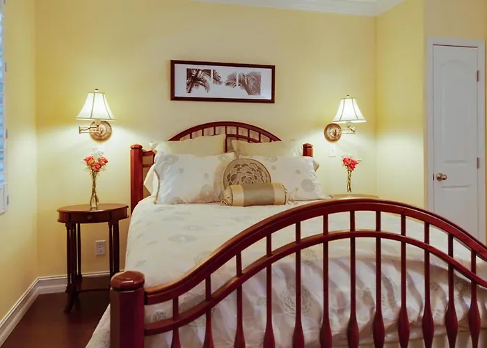 Seaglass Inn Bed And Breakfast